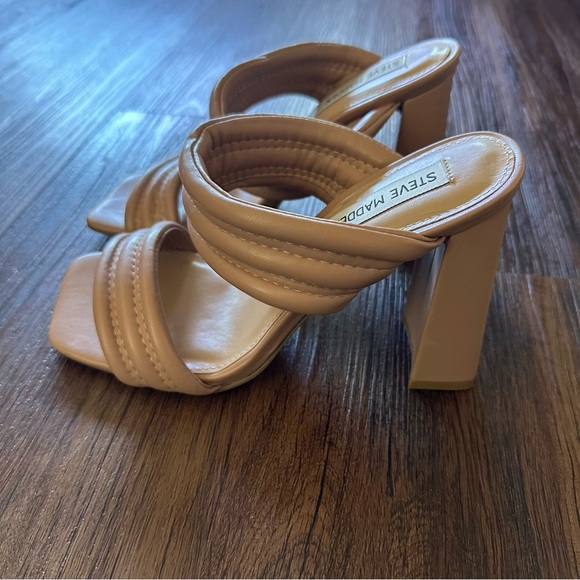 Steve Madden Tahani Nude Block Heel Size 7.5 - Picture 5 of 10
